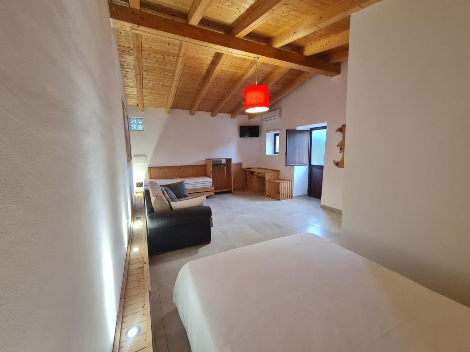 גיארדיני נאקסוס Villa Seta מראה חיצוני תמונה